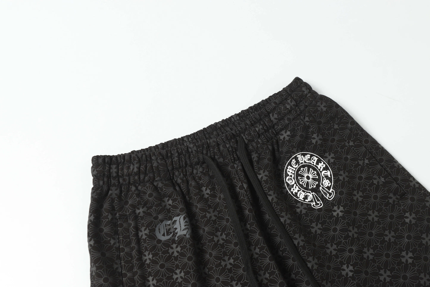 NEW Shorts 2282