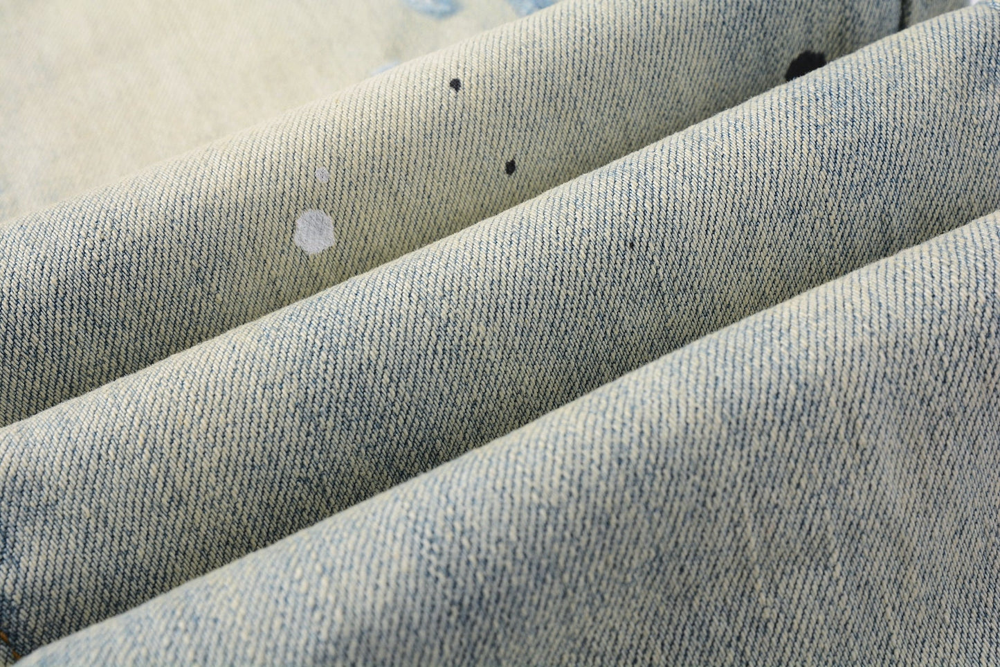 Men Streetwear Skinny Jeans Light Blue Wash with White Paint Splatter and Distressed Rips 9007