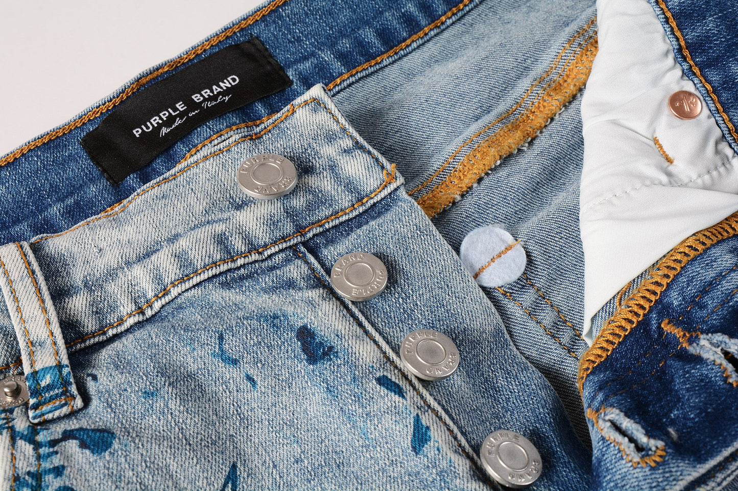 Men Streetwear Denim Shorts Light Blue Wash with Blue Graphic Print and Raw Hem 5063
